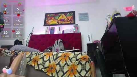 Snapshot of louise_nails chatting on September 12, 2025, 12:16 pm LouIse online show from September 12, 2025, 12:16 pm