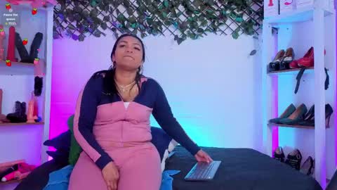  LouIse  online show from June 3, 2026, 4:23 pm
