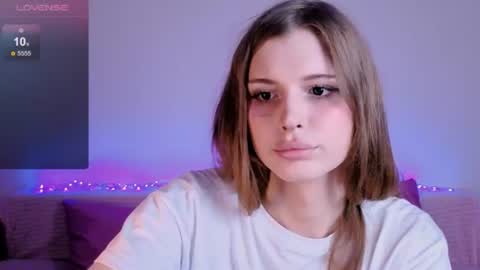 Snapshot of louisekane chatting on July 26, 2026, 5:20 pm LouiseKane online show from July 26, 2026, 5:20 pm