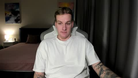 Louis  online show from December 26, 2024, 9:26 pm