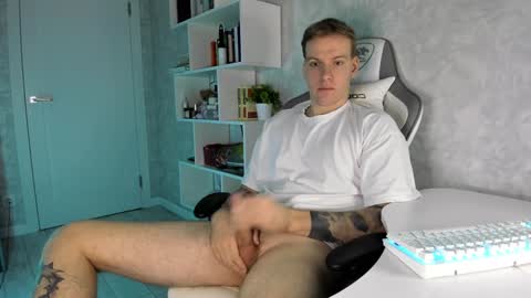 Louis  online show from January 7, 2025, 2:31 am