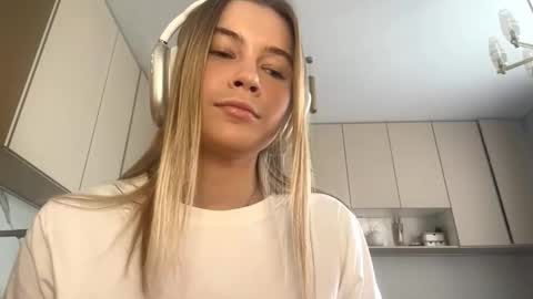 Eliza online show from January 17, 2026, 10:31 am