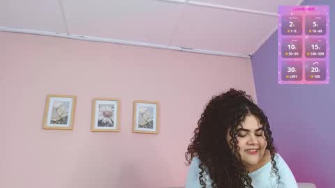 lourdes_moon22 online show from September 28, 2025, 2:39 am