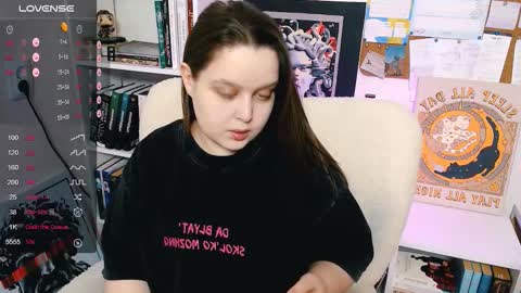 Snapshot of lovbess chatting on February 1, 2026, 12:26 pm Mia online show from February 1, 2026, 12:26 pm