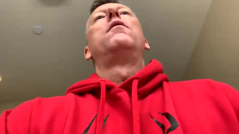 Snapshot of love2lickuoff chatting on February 1, 2025, 8:47 pm love2lickuoff online show from February 1, 2025, 8:47 pm
