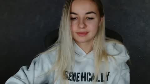 Megane online show from February 3, 2025, 12:57 pm