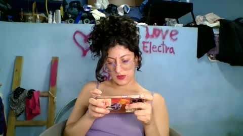 love_electra online show from September 11, 2025, 2:06 pm