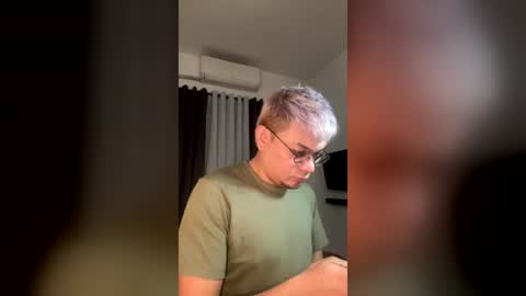 love_hottieh online show from July 9, 2026, 9:24 am