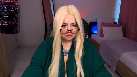 Sailor online show from February 2, 2025, 8:02 am