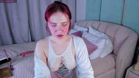 Snapshot of love_is_lola chatting on January 10, 2025, 1:21 am Lola online show from January 10, 2025, 1:21 am