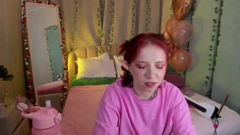 Snapshot of love_is_lola chatting on February 27, 2025, 4:20 am Lola online show from February 27, 2025, 4:20 am