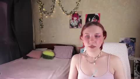 Snapshot of love_is_lola chatting on July 8, 2026, 4:17 am Lola online show from July 8, 2026, 4:17 am