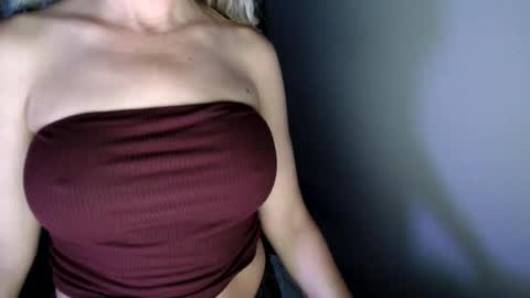 LoVe On  online show from July 25, 2026, 2:53 am