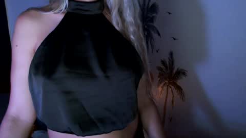 LoVe On  online show from July 27, 2026, 2:18 am
