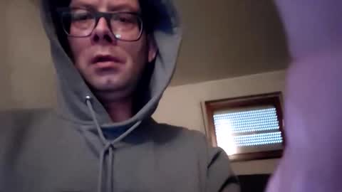 LovePorn online show from April 3, 2026, 4:38 pm