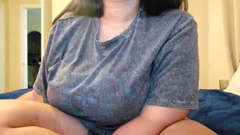 Raquel Love online show from September 23, 2025, 2:14 am