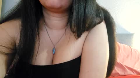 Raquel Love online show from April 2, 2026, 12:52 am