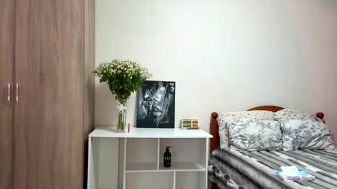 Snapshot of love_vibe chatting on May 19, 2026, 7:47 am Rimma Anthony online show from May 19, 2026, 7:47 am