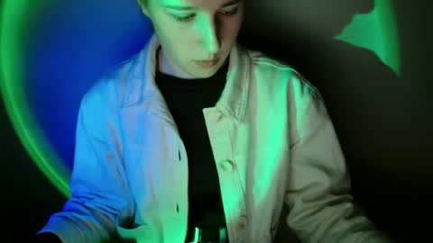 Vivian online show from February 4, 2026, 11:05 am