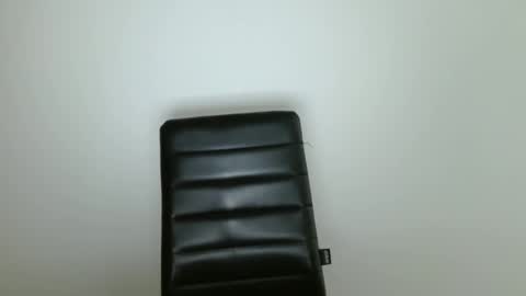 Snapshot of love_vivian chatting on May 11, 2026, 12:22 pm Vivian online show from May 11, 2026, 12:22 pm