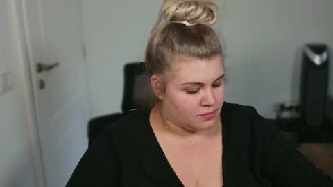 Ally online show from September 18, 2025, 2:41 pm