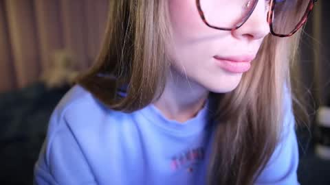 Snapshot of love_you_to123 chatting on February 24, 2025, 6:26 pm love you to123 online show from February 24, 2025, 6:26 pm