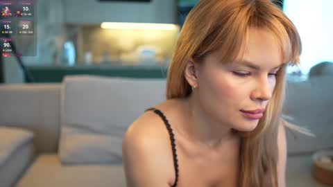 Snapshot of love_you_to123 chatting on November 5, 2025, 8:36 am love you to123 online show from November 5, 2025, 8:36 am