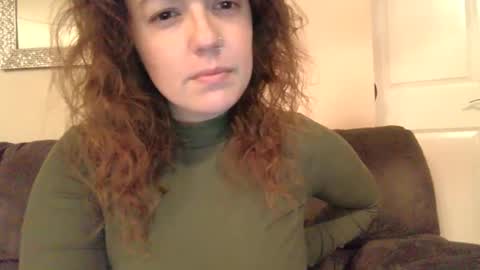 Connie Rae online show from September 13, 2025, 3:17 am