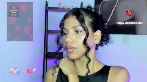 Snapshot of lovecurls_ chatting on February 23, 2025, 1:02 am Luna online show from February 23, 2025, 1:02 am