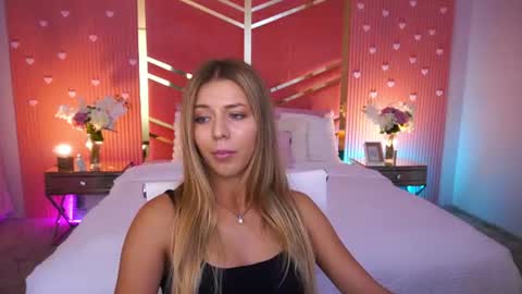 loveedove online show from July 28, 2026, 3:21 pm