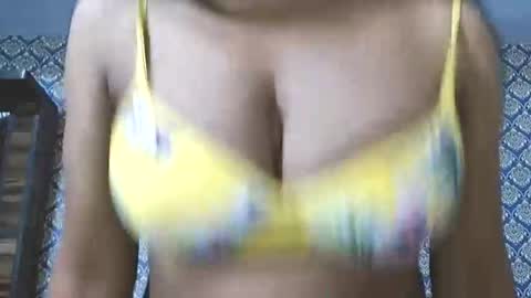 Snapshot of lovefunnitya chatting on April 1, 2026, 11:55 am Divya online show from April 1, 2026, 11:55 am