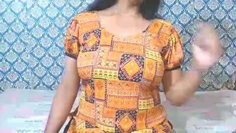 Snapshot of lovefunnitya chatting on April 7, 2026, 11:48 pm Divya online show from April 7, 2026, 11:48 pm