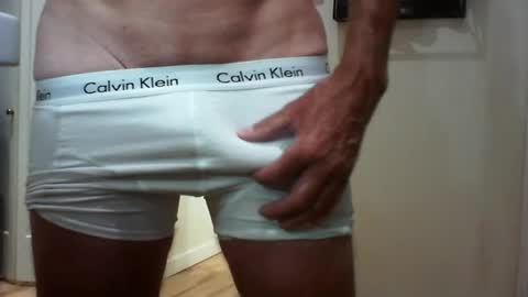 Snapshot of lovehairyone chatting on July 30, 2026, 4:33 am lovehairyone online show from July 30, 2026, 4:33 am