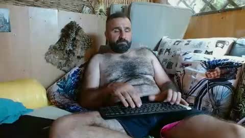loveivat80 online show from June 26, 2026, 2:32 pm