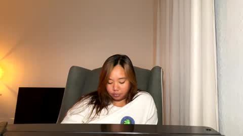 Love online show from September 26, 2025, 11:09 pm