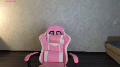 Molly online show from July 22, 2026, 5:16 pm
