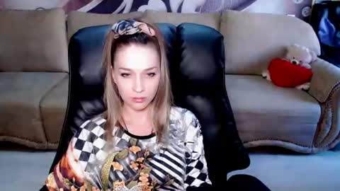 private open online show from June 18, 2026, 10:41 am