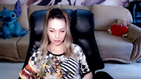 private open online show from July 15, 2026, 11:26 am