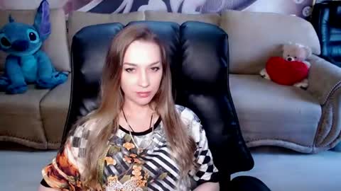 private open online show from July 25, 2026, 11:19 am