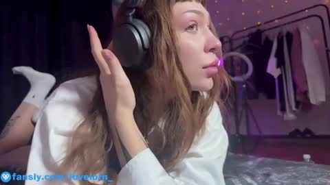 Elsa online show from December 13, 2024, 9:35 am