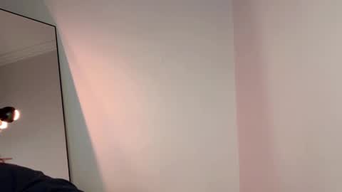 Elsa online show from February 21, 2025, 3:45 am