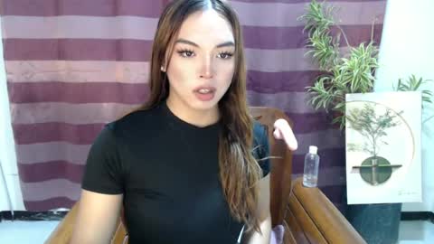 Snapshot of lovely_bellaxox1 chatting on July 26, 2026, 8:32 am Bella Xox online show from July 26, 2026, 8:32 am