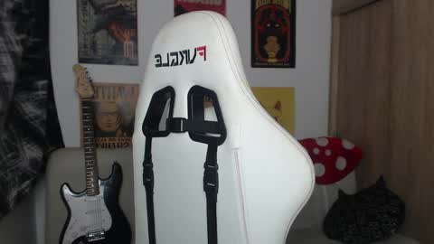 Cassie online show from January 2, 2025, 9:50 pm