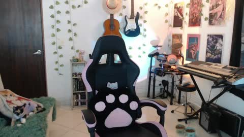 Cassie online show from April 17, 2026, 2:14 am