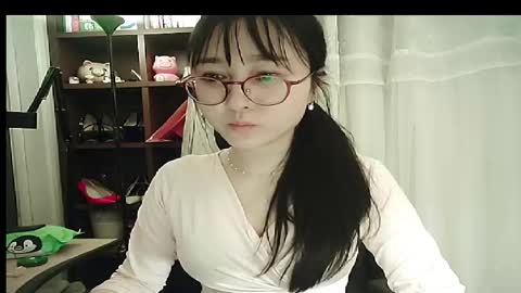 Snapshot of lovely_dana chatting on November 25, 2025, 2:06 pm DANA KIM online show from November 25, 2025, 2:06 pm