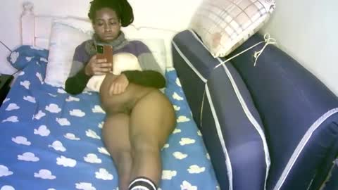 lovely_ebonies2 online show from March 21, 2026, 4:50 am
