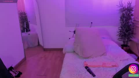 Emma online show from May 2, 2026, 1:05 pm