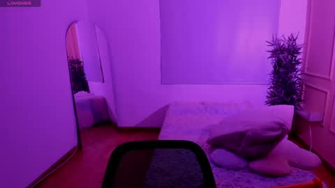 Emma online show from May 27, 2026, 1:19 pm