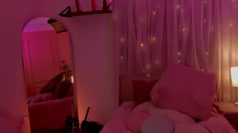 Emma online show from June 26, 2026, 1:26 pm