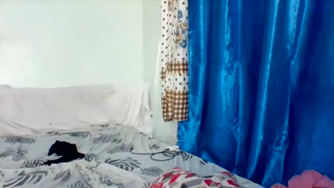 Snapshot of lovely_goodness chatting on December 11, 2024, 10:58 am enid online show from December 11, 2024, 10:58 am